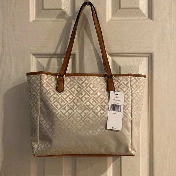 New with Tags- Tommy Hilfiger- “The Shopper” Bag-Lots of pockets!! - Picture 5 of 12